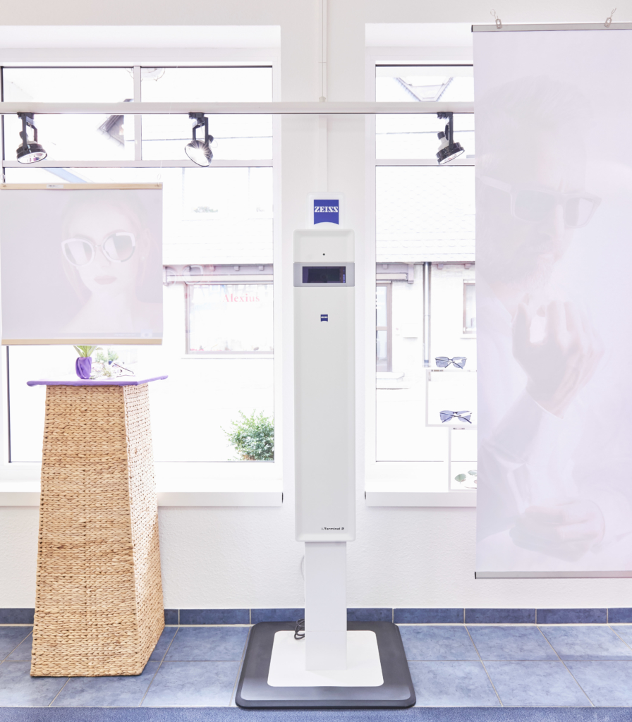 steinau-Augenoptiker-Innenraum-Visuref1000