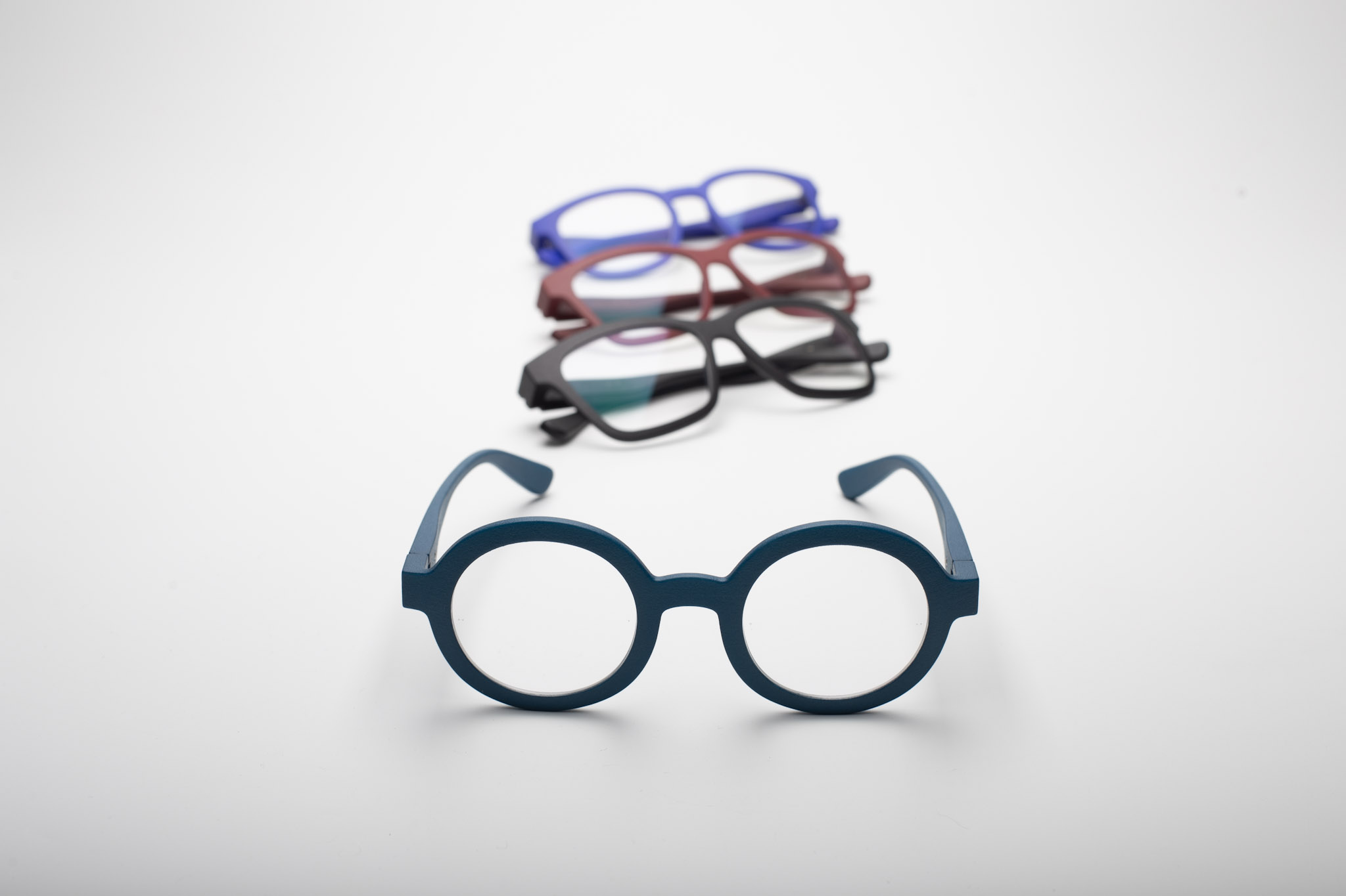YOU MAWO Bold